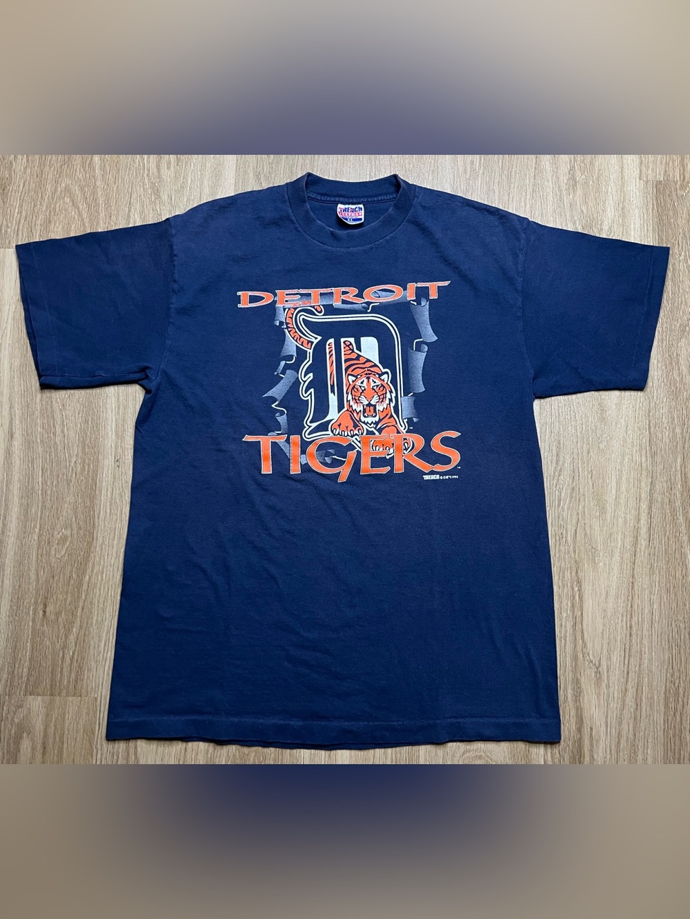 Vintage 1994 Detroit Tigers MLB Graphic Shirt - Single Stitch (Made In USA)